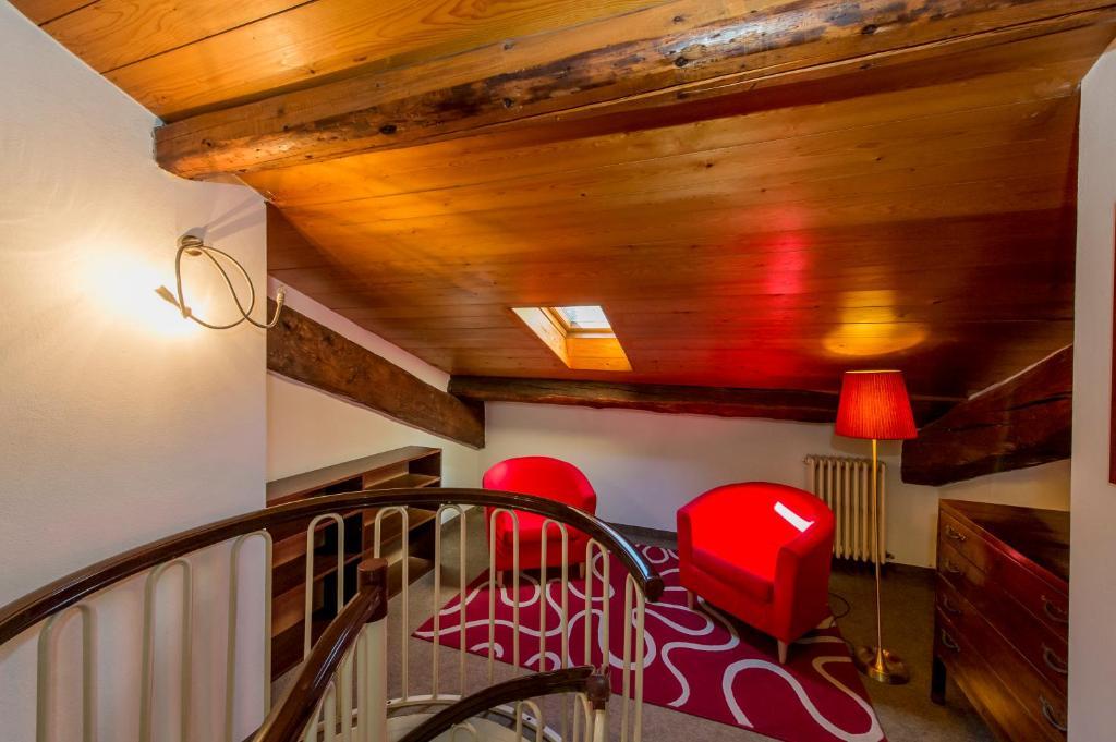 Le Residenze Del Conte Agudio Apartman Malgrate Szoba fotó